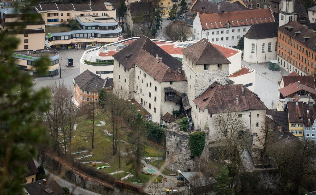 Kein Schnitzel mehr auf der Schattenburg