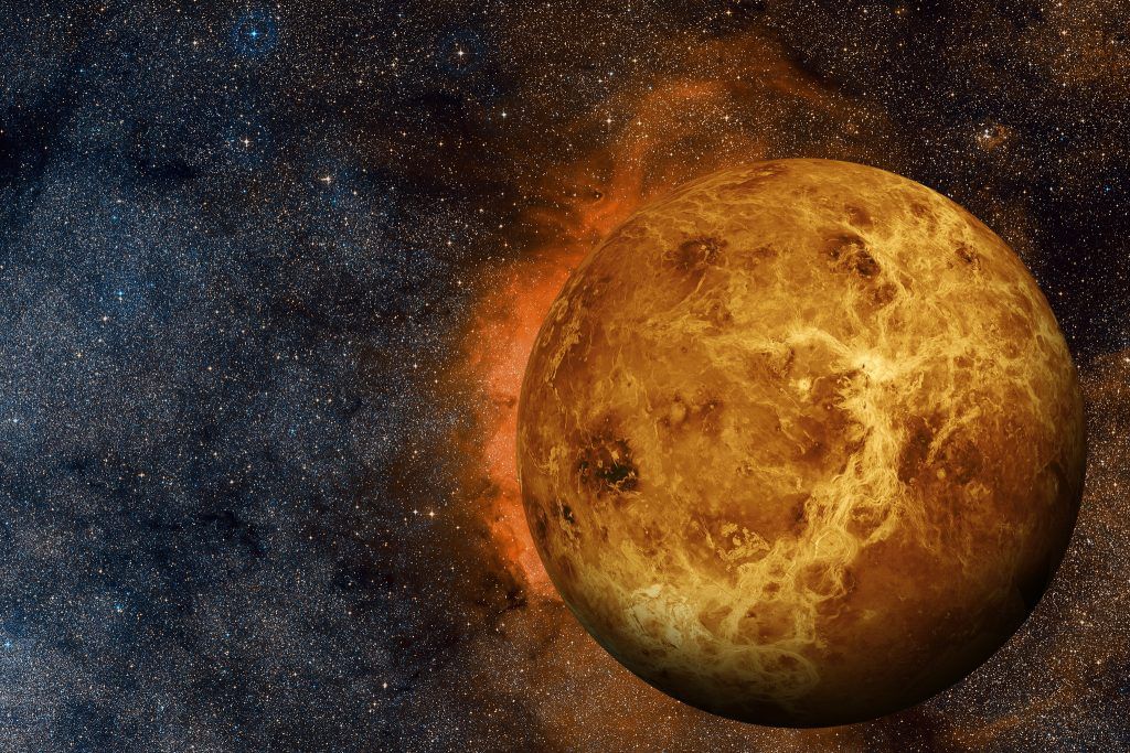 Erstes Licht am Nachthimmel: die Venus