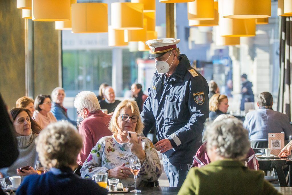 Auf 2G-Kontrolle in der Landeshauptstadt