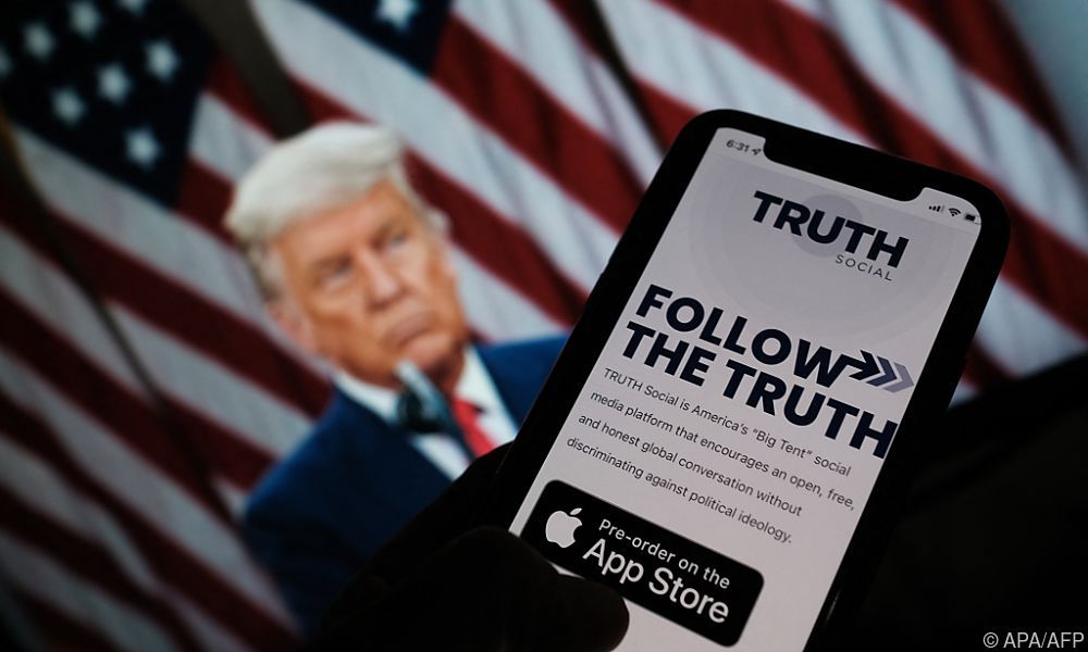 Trump kehrt mit eigener App zurück