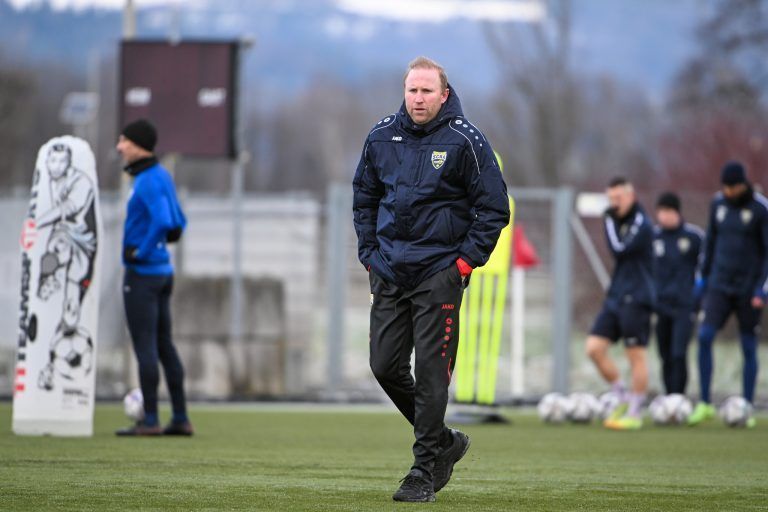 Ludovic Magnin hat klare Vorstellung von seinem Team. <span class="copyright">GEPA/lerch</span>