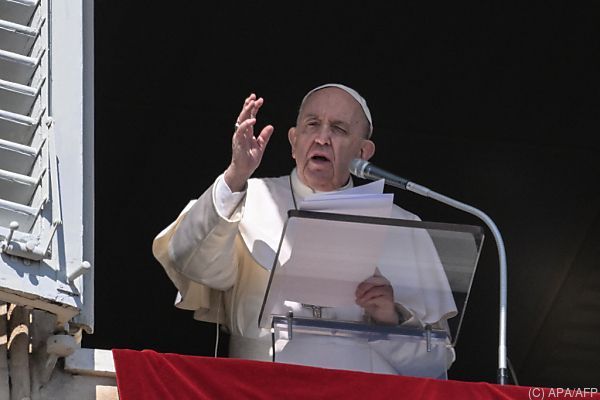 Papst Franziskus mit erneutem Appell für Frieden