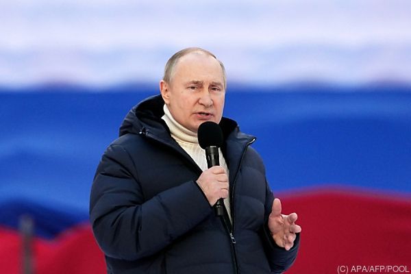 Staatsfernsehen unterbricht Übertragung von Putin-Rede