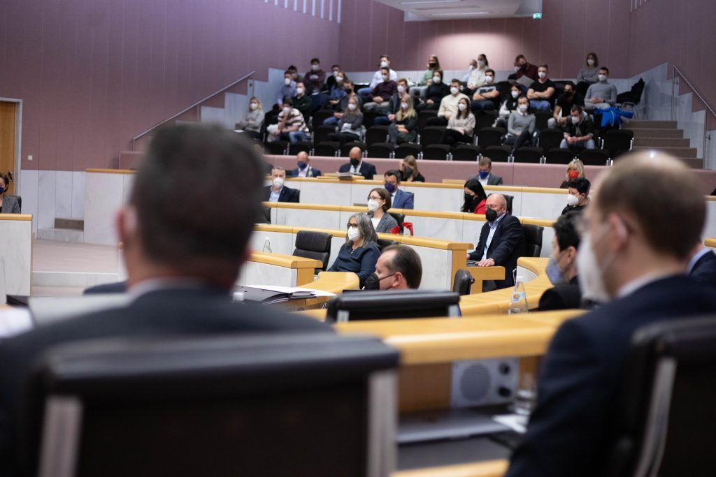 Wo die Parteien weniger Geld ausgeben dürfen