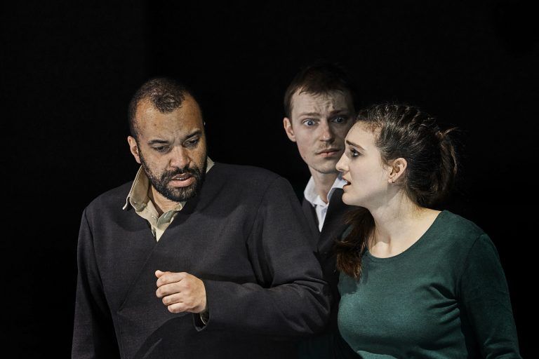Zwei Sprechrollen wurden eingefügt. <span class="copyright">Anja Köhler</span>