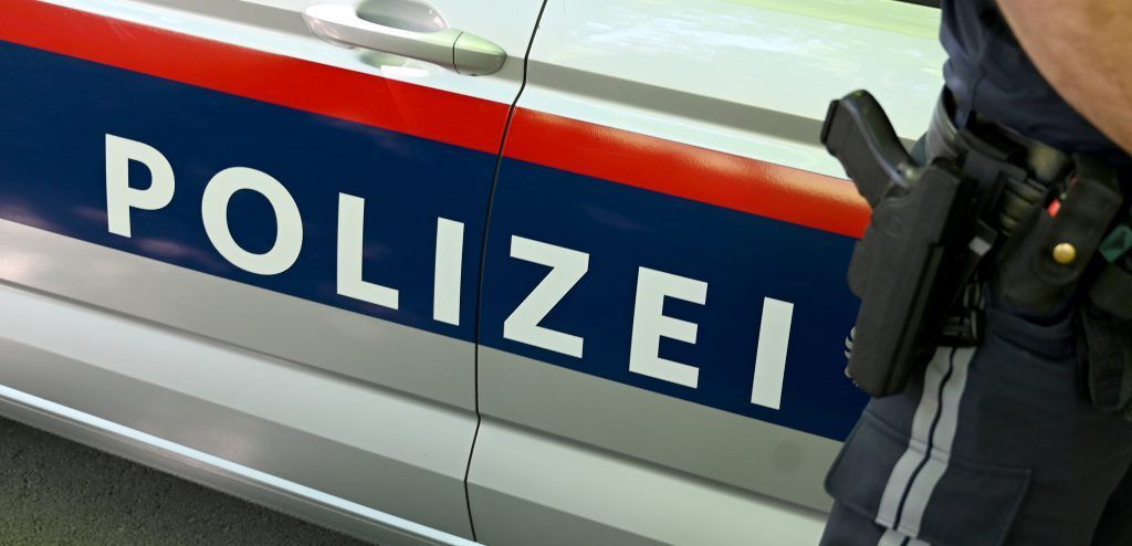 Anklage: Polizist soll  Razzien verraten haben
