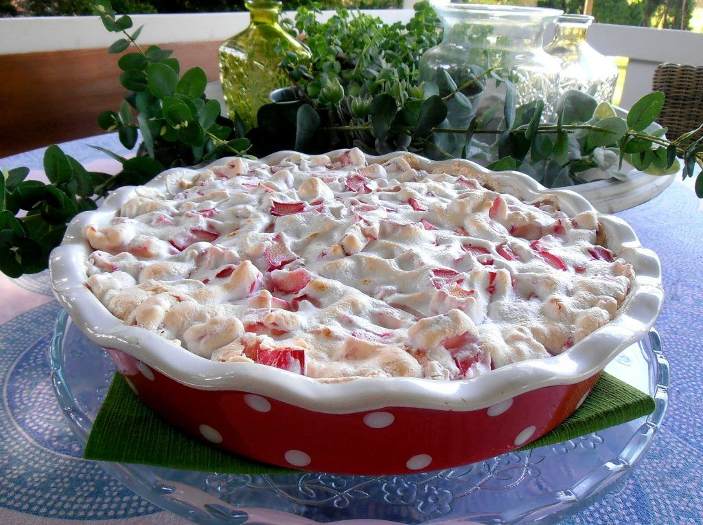 Einfacher Rhabarberkuchen