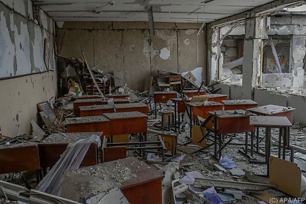 Kiew holt 100 Zivilisten aus Stahlwerk in Mariupol