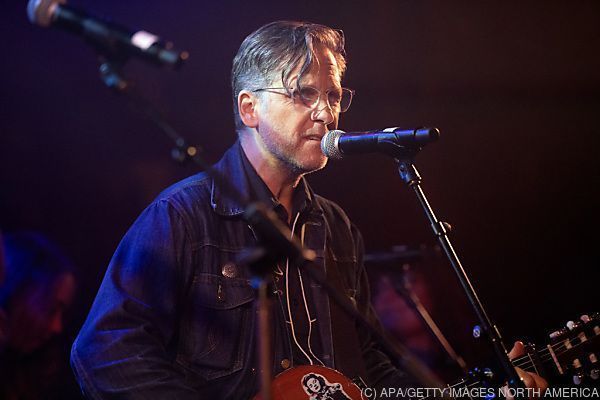 Calexico rockten das Wiener Museumsquartier