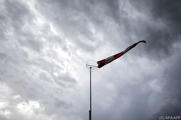 Drei Meteorologie-Studenten sterben bei Tornadoverfolgung