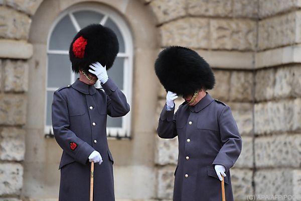 Windsor-Wachen der Queen feierten mit falschem Priester