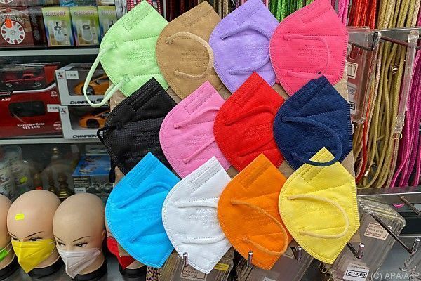 Maskenpflicht im Handel und Öffis bleibt vorerst