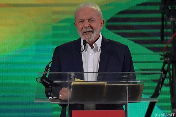 Brasiliens Ex-Präsident Lula kündigt Kandidatur an