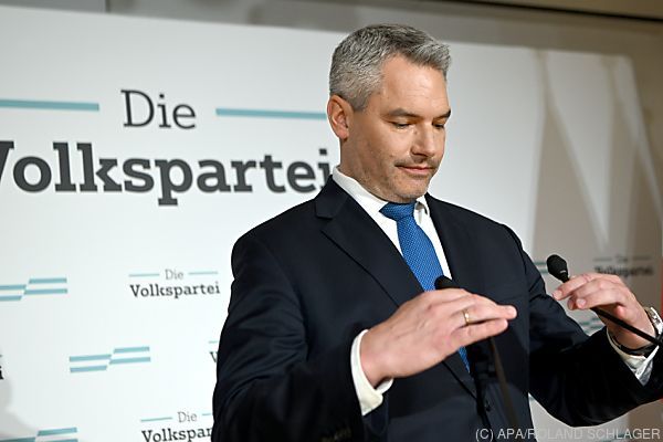 Kurzer Parteitag zur Nehammer-Kür