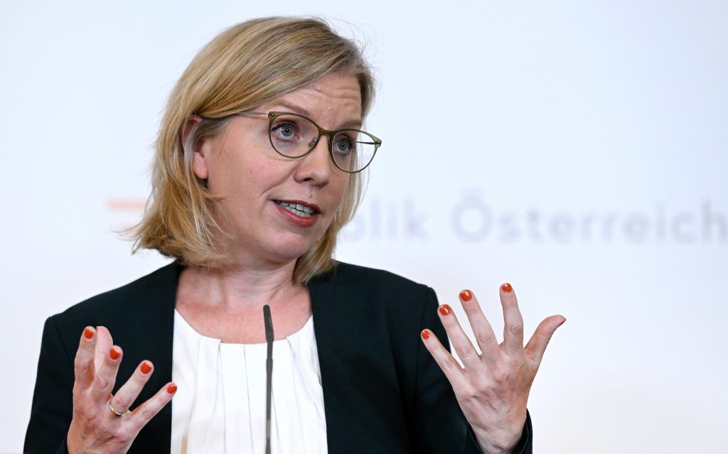 Gewessler bleibt bei Klimaschutzgesetz vage