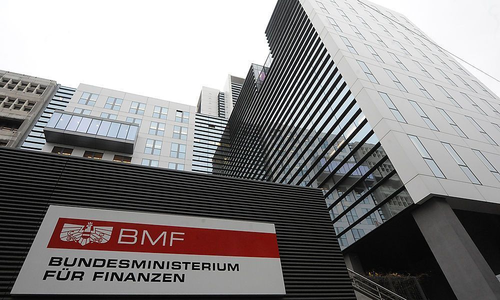 Hausdurchsuchungen in Finanzministerium