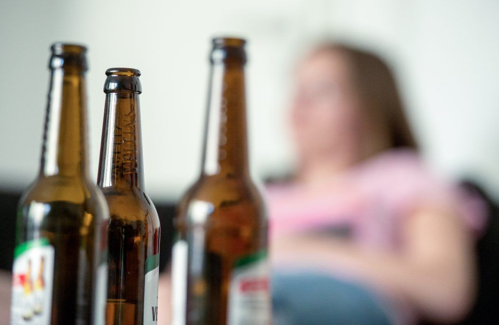 Anklage: Flasche traf Falschen im Gesicht