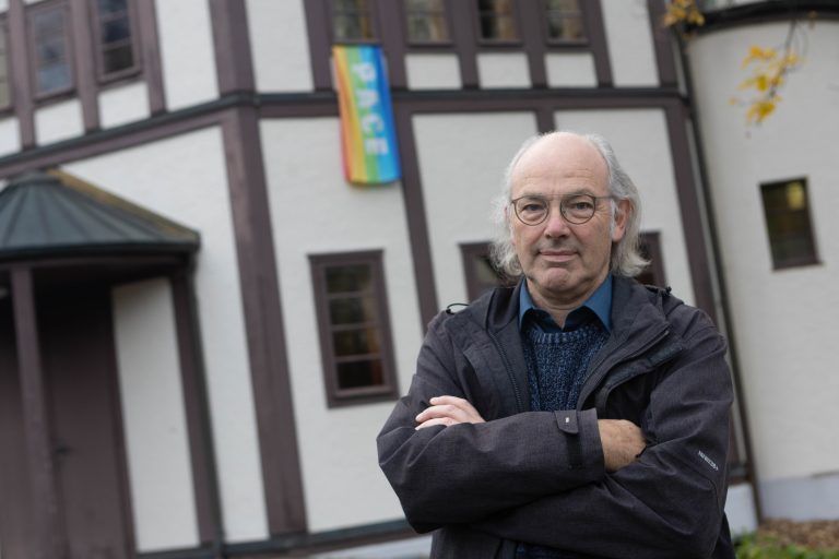 Er tritt den Herausforderungen der heutigen Zeit mutig entgegen.<span class="copyright">(C) HARTINGER</span>