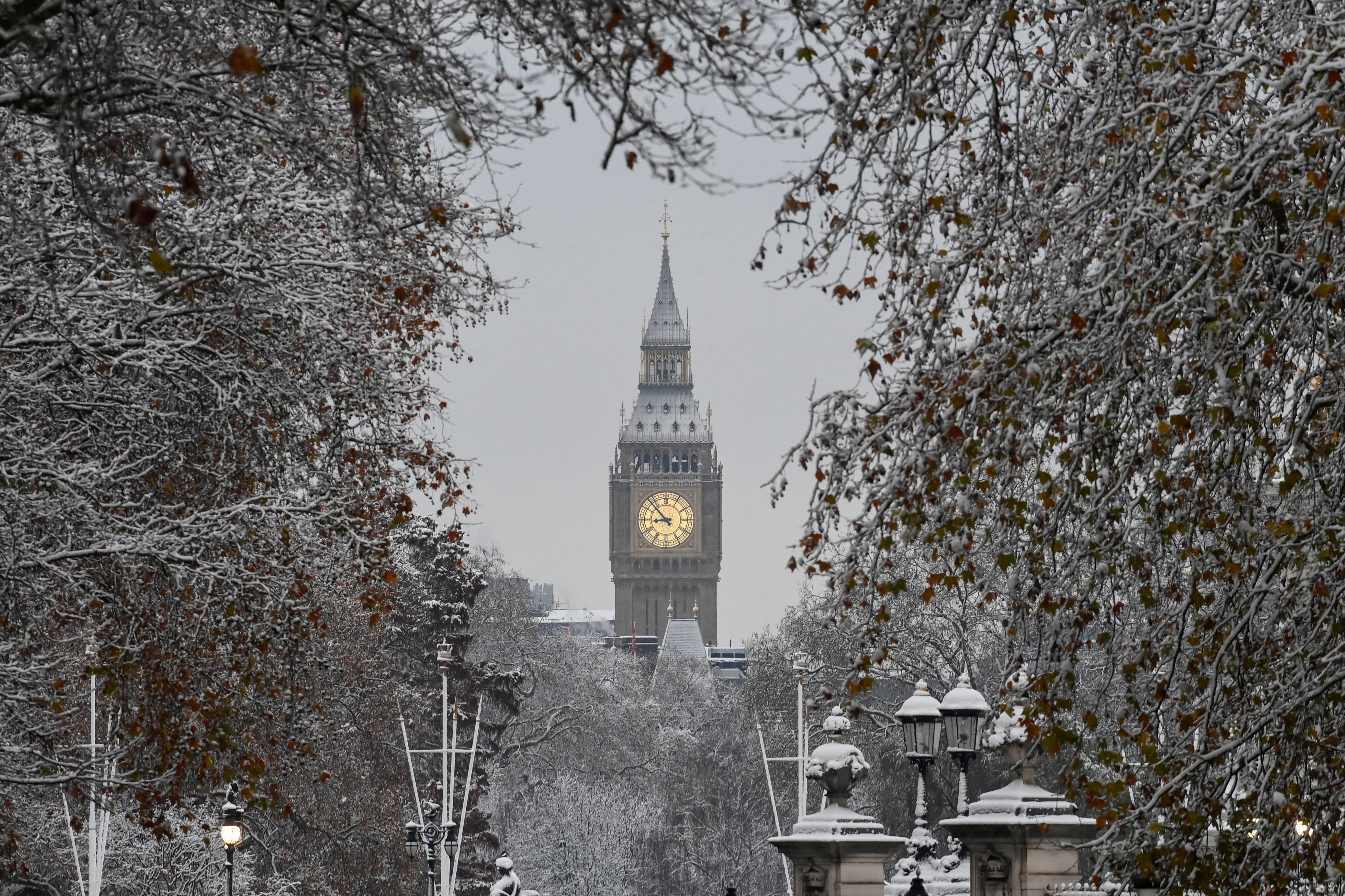 Einige Eindrücke von den eisigen Temperaturen in Großbritannien.<span class="copyright">REUTERS/Toby Melville</span>