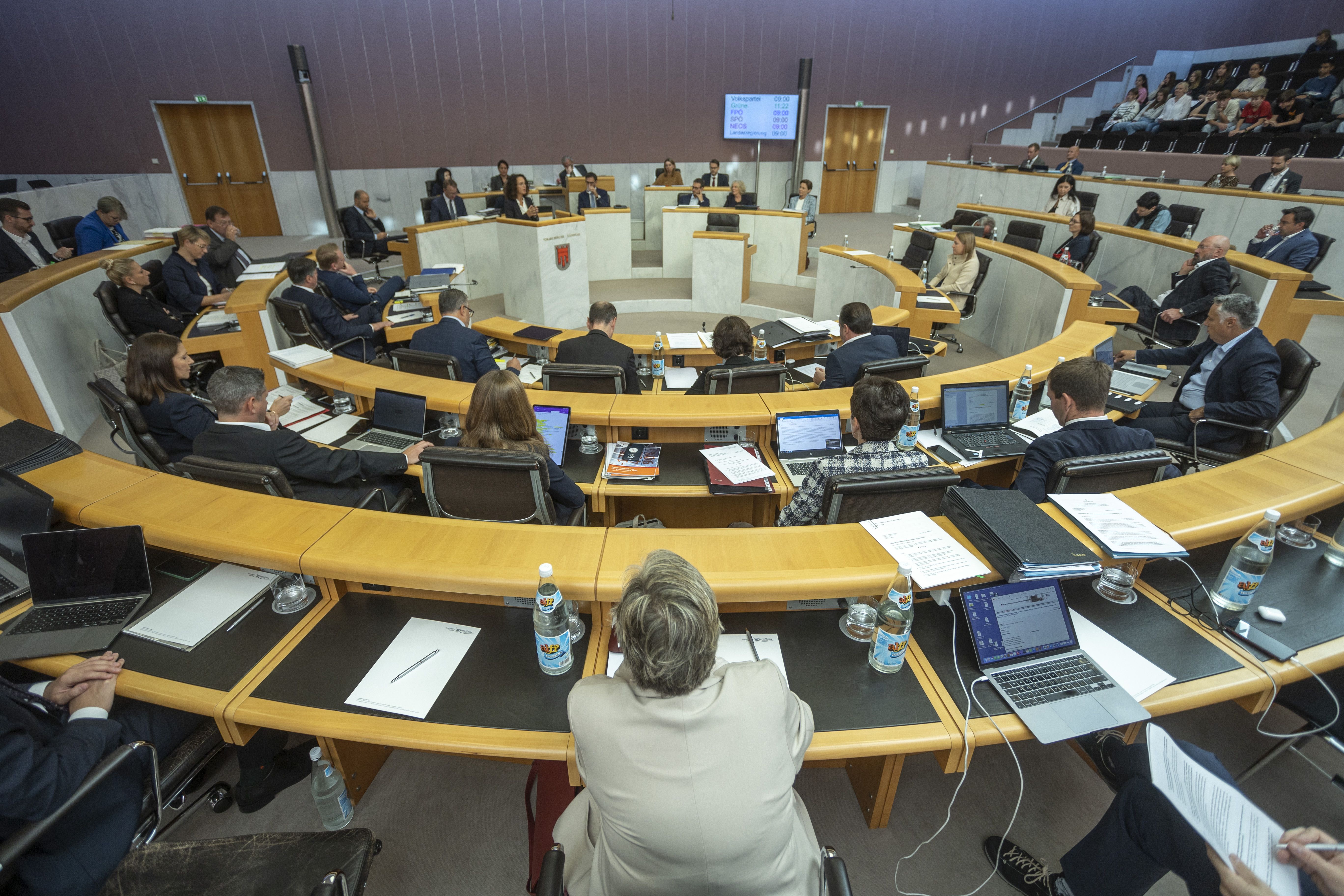 Landtag: Zwei Sitzungstage zum Jahresende