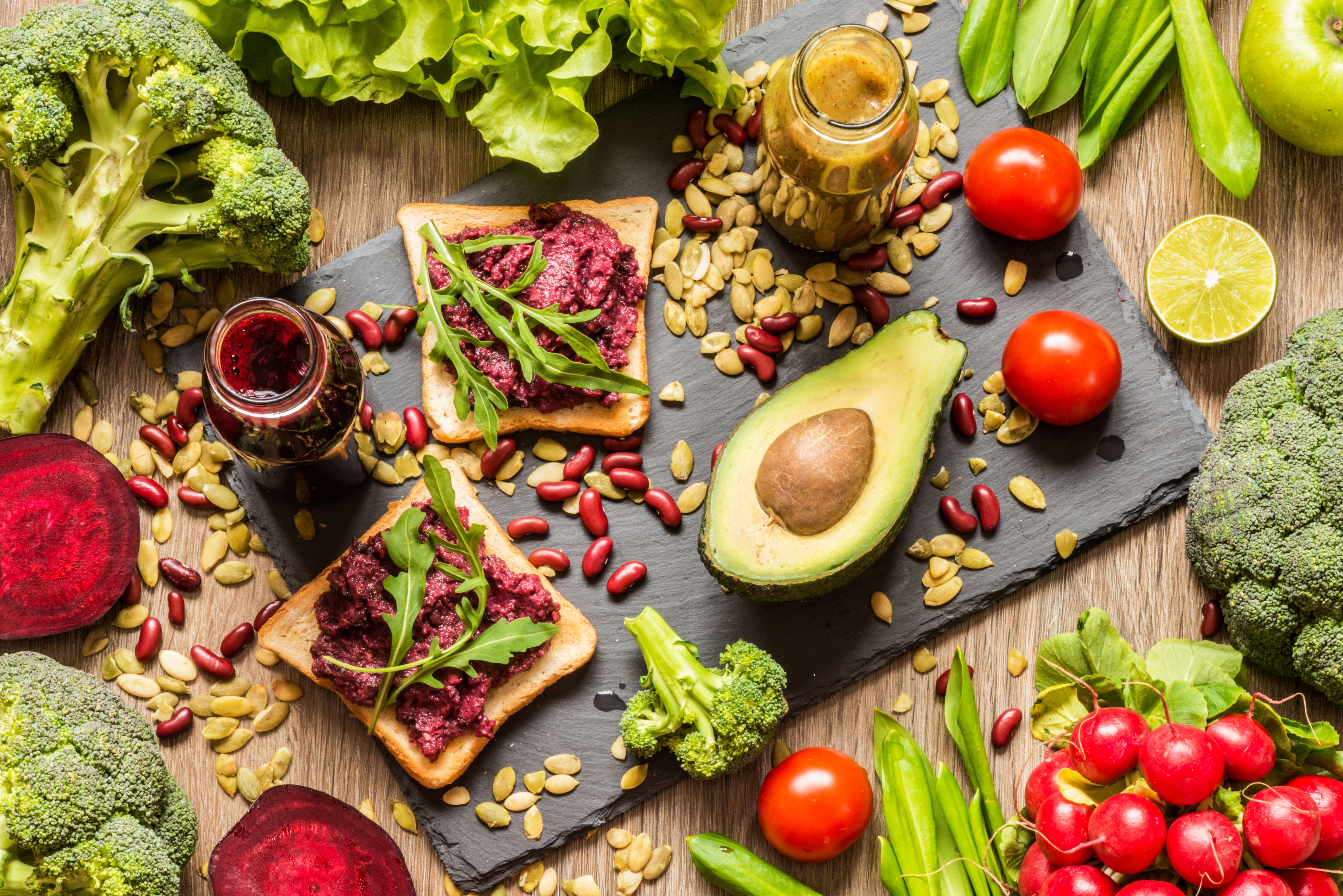 Auf Fleisch muss nicht komplett verzichtet werden. Jedoch soll ein buntes Beilagenangebot ergänzt werden. <span class="copyright">Shutterstock</span>