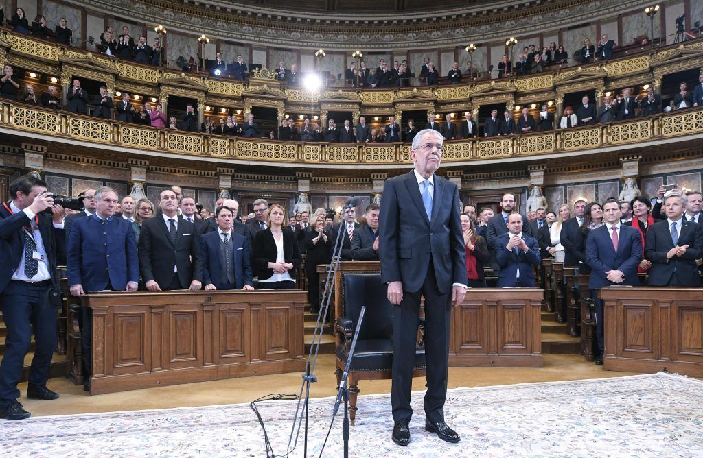 Van der Bellen wird erneut angelobt