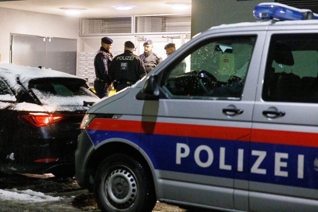 Achtung Betrüger: Falsche Polizisten erbeuten Wertgegenstände