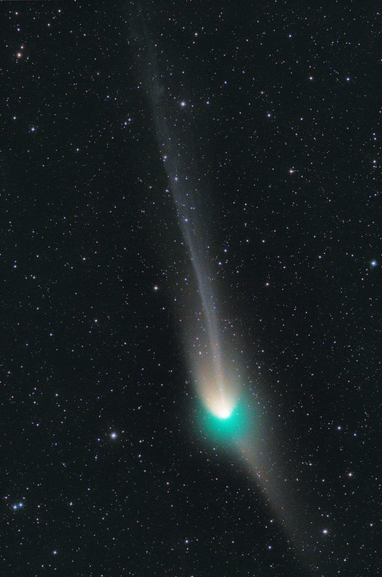 Kometen, wie hier C/2022, kennt man mit Schweif. Bei Planeten ist das eher ungewöhnlich. <span class="copyright">APA/ASTRONOMISCHES ZENTRUM MARTINSBERG/MICHAEL JÄGER</span>