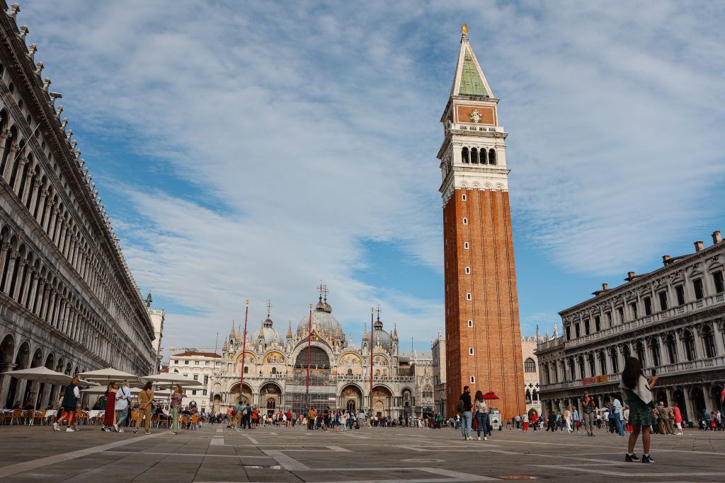 Venedig: Millionenschwerer Großputz