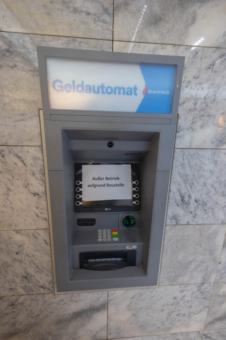 Der Bankomat ist außer Betrieb. <span class="copyright">Hartinger</span>