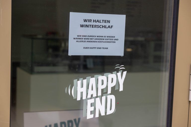 Das Café befindet sich im Winterschlaf. <span class="copyright">Hartinger</span>