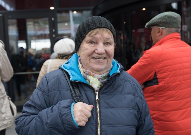 Helga Kempter kommt jedes Jahr. Vergangenes Jahr hat sie Möbel gekauft. <span class="copyright">Dietmar Stiplovsek</span>