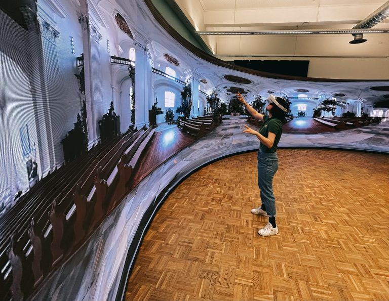 Die „Virtual Reality-Wand“ im Vorarlberg Museum.<span class="copyright">Nino Brugger</span>