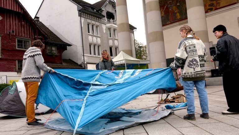 Zahlreiche Aktivitäten gab es bei der Protestaktion der Jugendbotschafter auf dem Dornbirner Marktplatz.<span class="copyright"> Claudio Tedeschi</span>