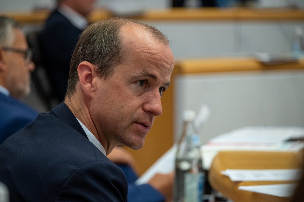 Tempo 100 sorgt für Koalitionsknatsch