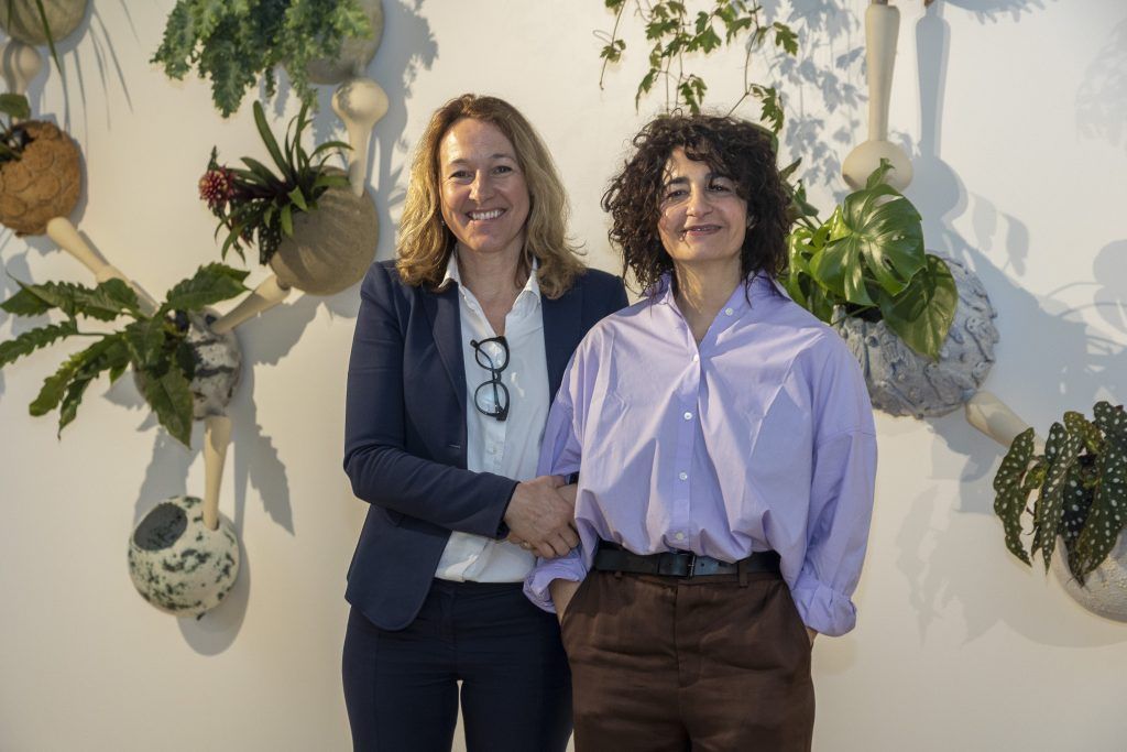 Lebendige Skulpturen aus Keramik