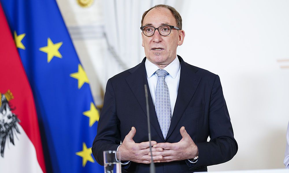Gesundheitsminister Rauch gegen Ambulanzgebühr