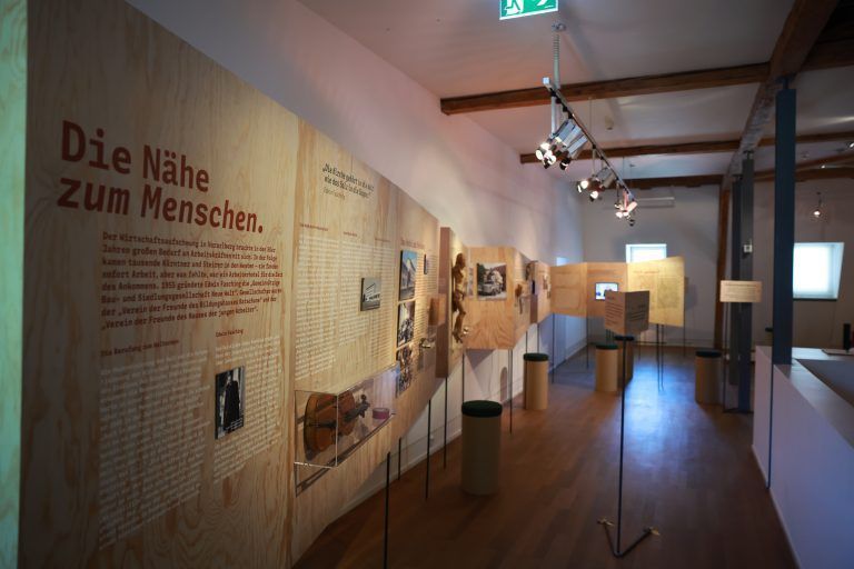Blick in die Ausstellung. <span class="copyright">Hartinger</span>