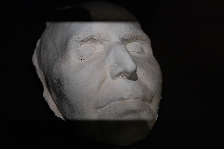 Die Totenmaske des Wolfurter Malers Gebhard Flatz. <span class="copyright">Klaus Hartinger</span>