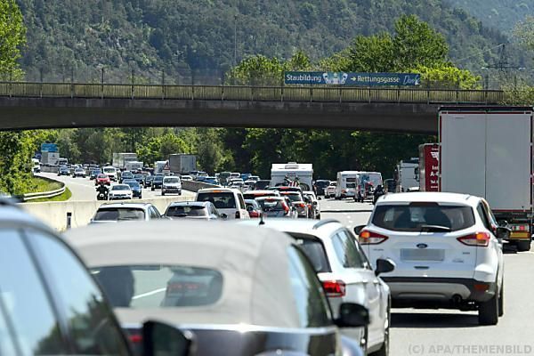 Urlauber standen acht Kilometer auf Brennerautobahn im Stau