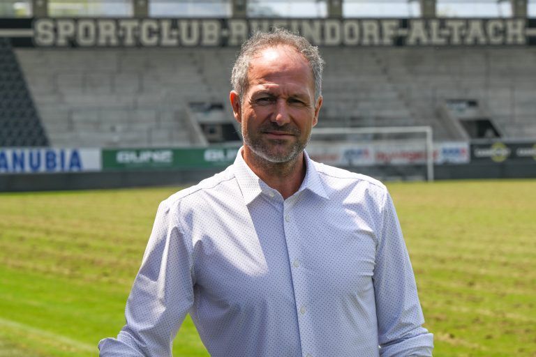 Der sympathische Roland Kirchler hat gestern in Altach den Dienst angetreten und sprüht vor Ideen. <span class="copyright">Oliver Lerch/GEPA pictures</span>