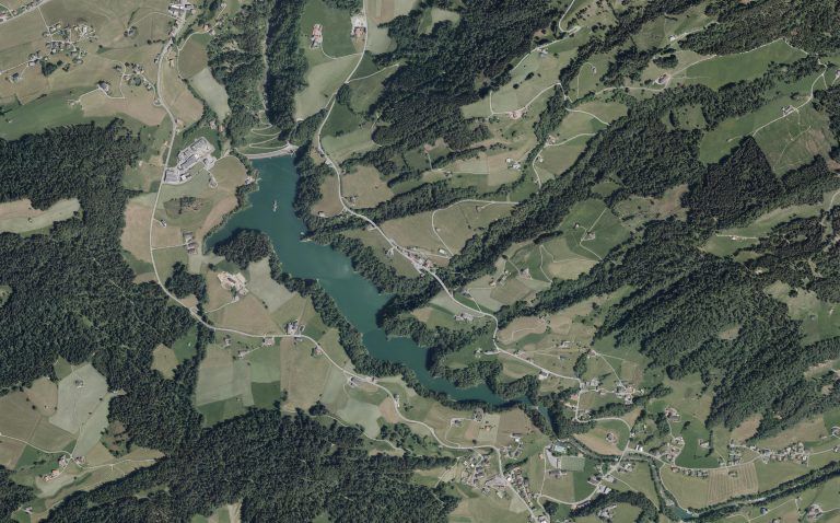 Heute bildet der Bach an dieser Stelle einen kleinen Stausee.<span class="copyright">Voigs</span>