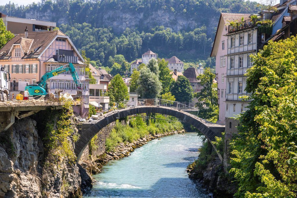 Heilig-Kreuz-Brücke für Abriss „filetiert“