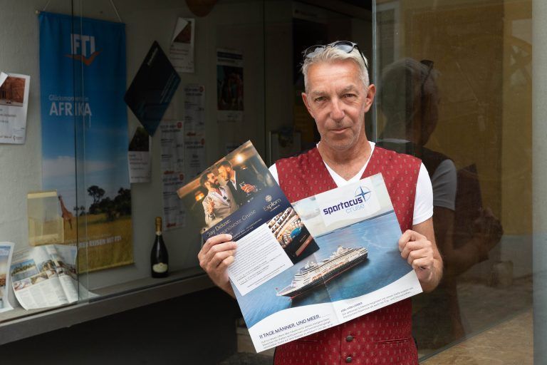 Bernd Klug betreibt das Reisebüro Clever Voyage Bregenz als One-Man-Show. <span class="copyright">Hartinger</span>