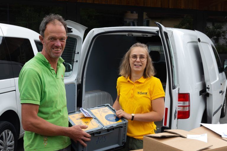 Martin Winder, Obmann vom Verein vom Ländle Bur, und Körix-Geschäftsführerin Sabrina Stockinger. <span class="copyright">Hartinger</span>