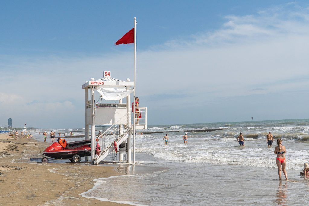 Badegast in Bibione seit Unwetter vermisst