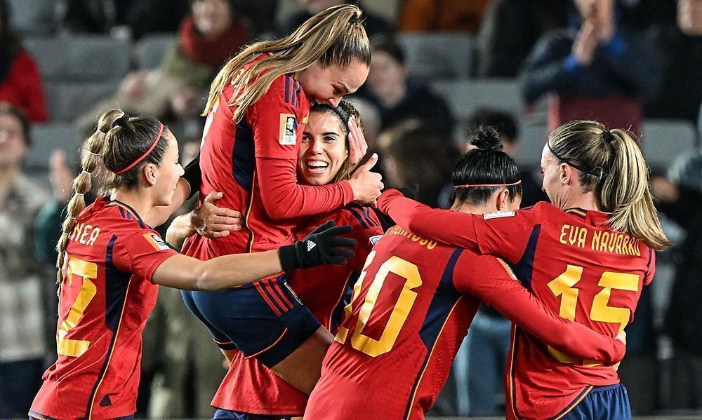 Frauen-WM: erste Achtelfinalisten stehen fest