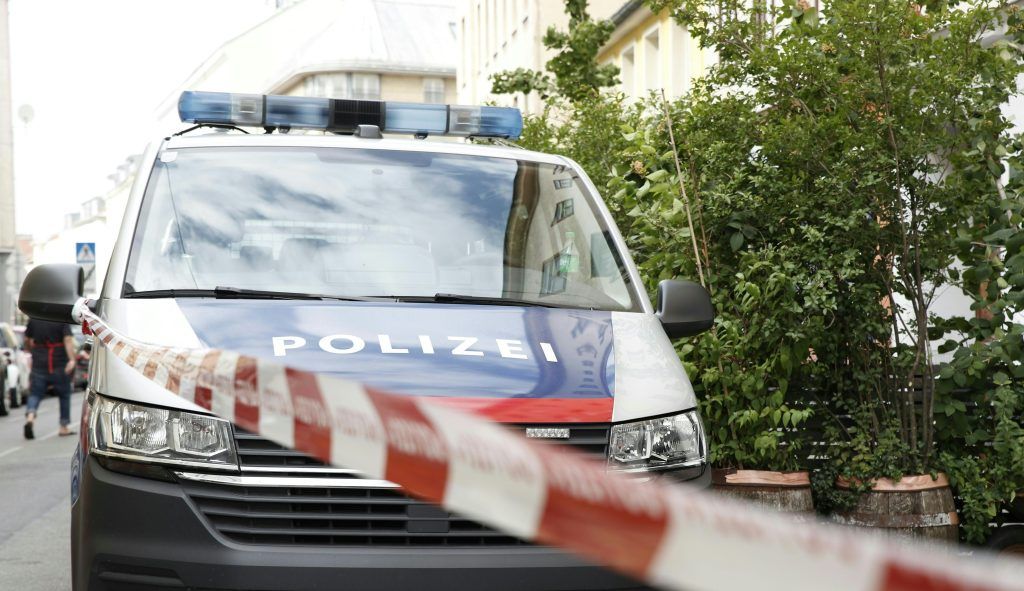 Ex-Frau auf offener Straße entführt und in Wohnung geschleppt