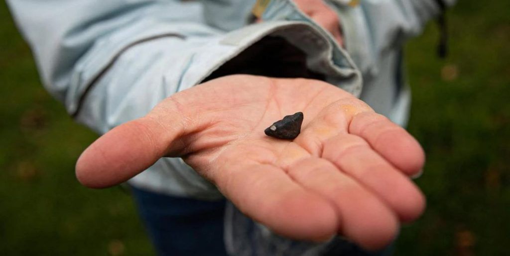 Französin wird von Meteoriten getroffen