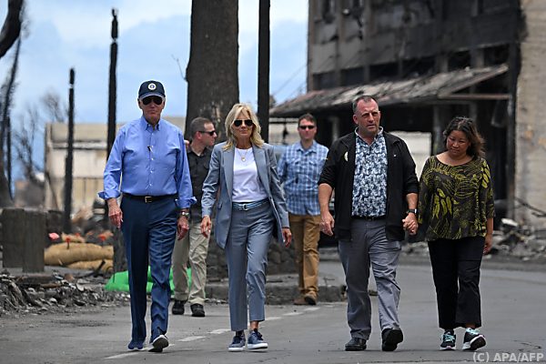 Biden besucht nach Feuerkatastrophe die Insel Maui